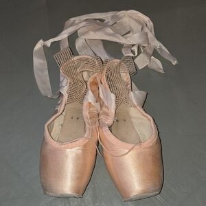 Used Pointe Shoes